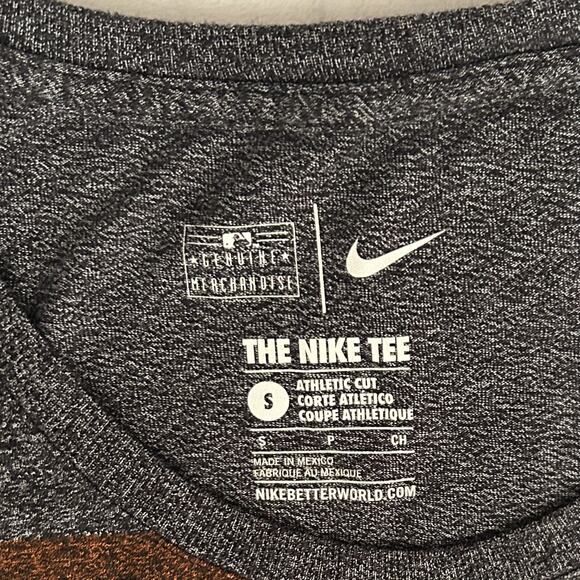 Nike Women's San Francisco Giants Shirt Size Small Dark Heather Gray Round Neck - Picture 3 of 4